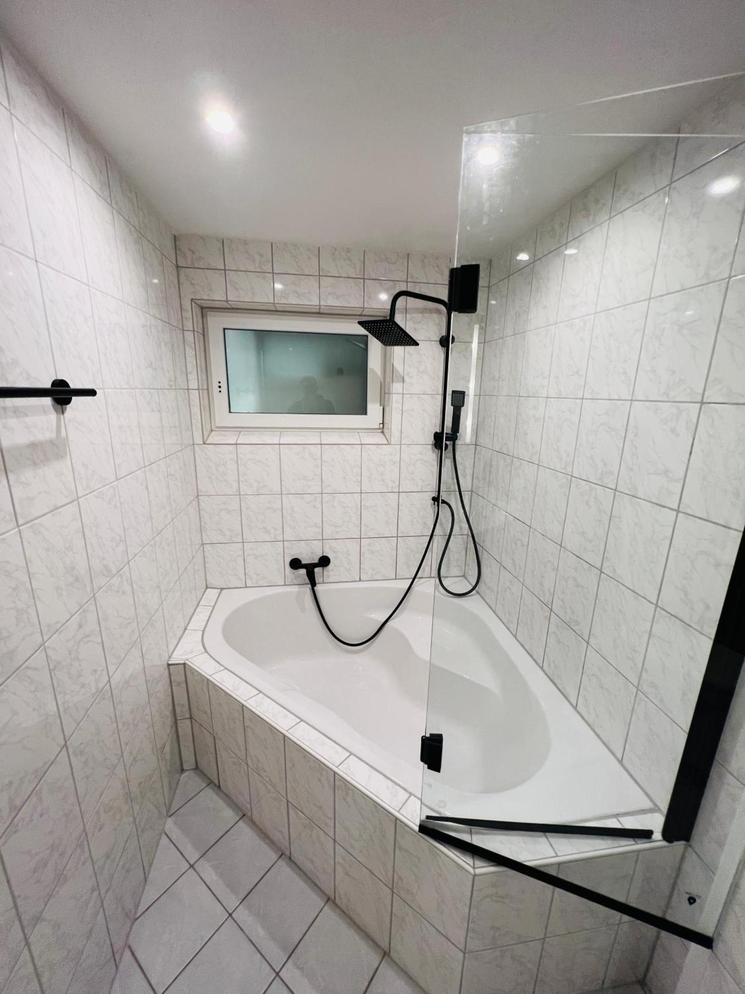 Souterrain 2 Zimmer Wohnung Freiburg Seepark Eksteriør billede